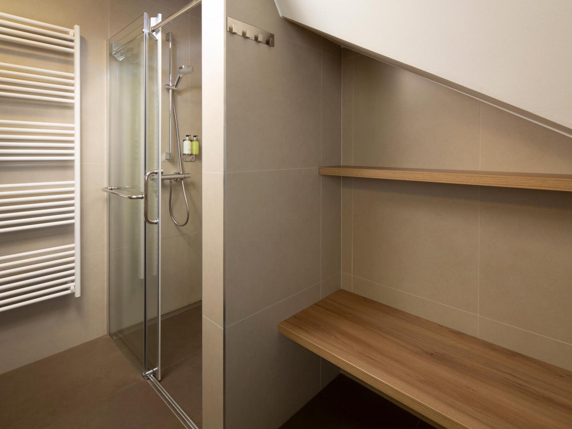 Ahotel 4*