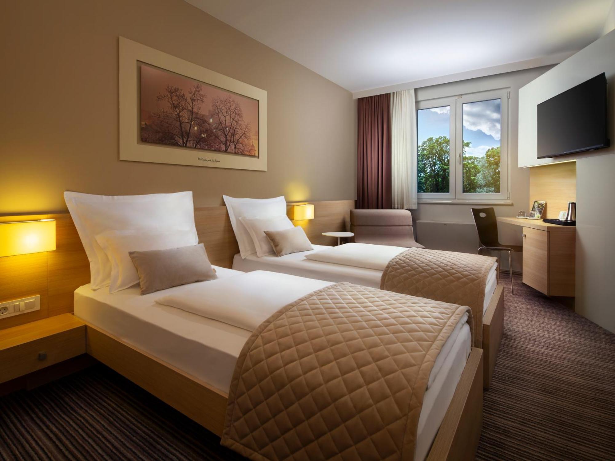 Ahotel Hotel