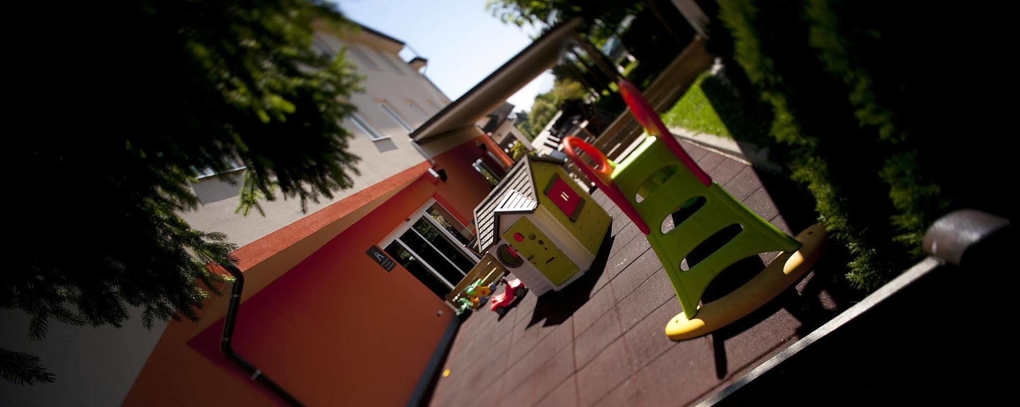Ahotel